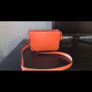 NWOT Small Crossbody Purse 👜 New Never Used
